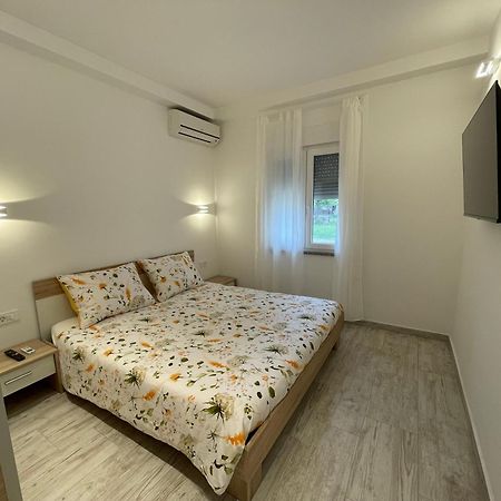 Apartments Demarin Medulin Exterior foto